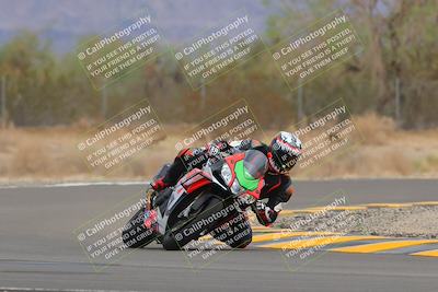 media/Sep-10-2022-SoCal Trackdays (Sat) [[a5bf35bb4a]]/Turn 6 (1140am)/